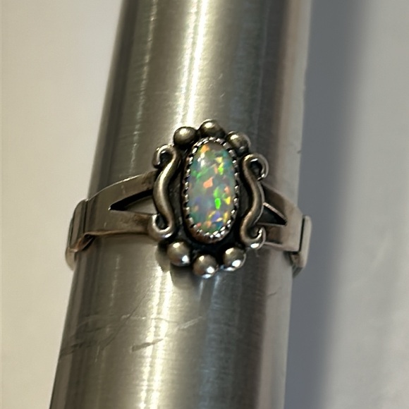 Wmco Native Sterling Silver Opal Ring. Size 6 - Picture 3 of 10
